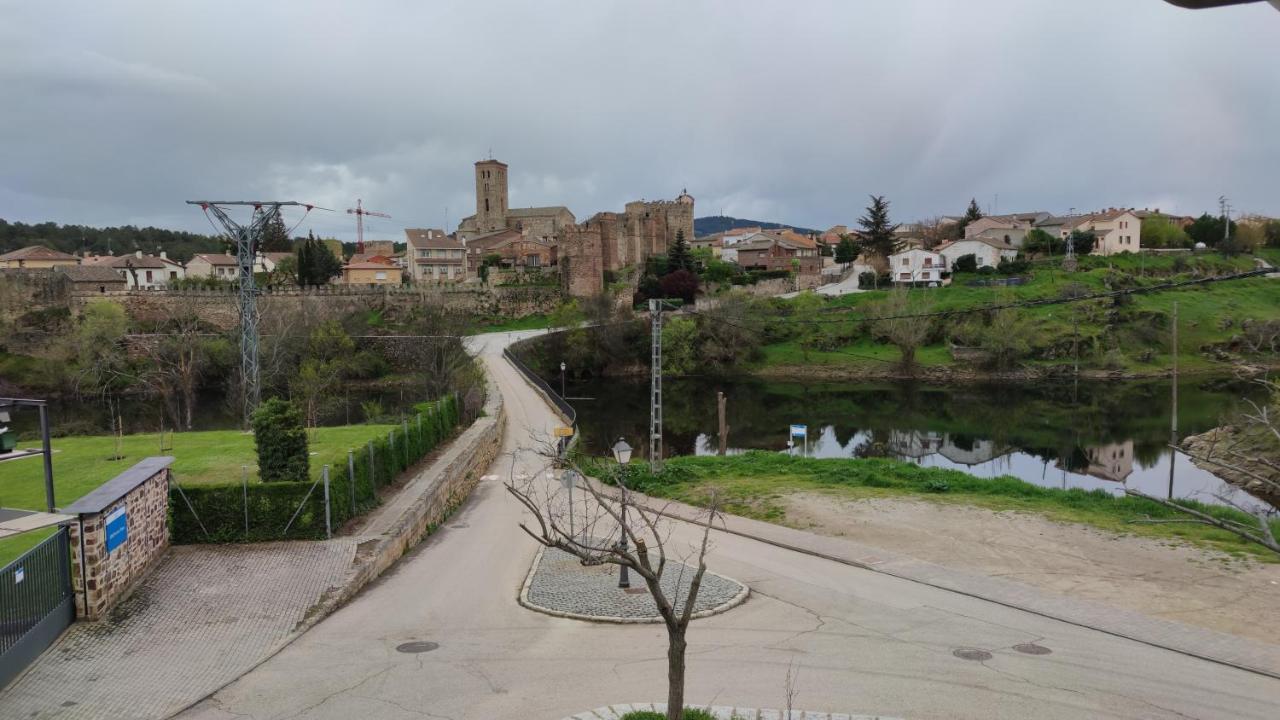 Апартаменты Puente Viejo De Buitrago Casa Fresno Буитраго-дель-Лосоя Экстерьер фото